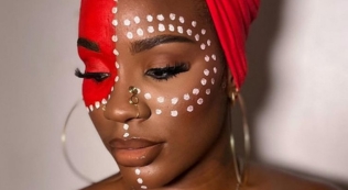 Traditional Makeup